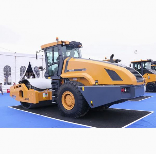 Грунтовый гидравлический виброкаток XCMG XS365
